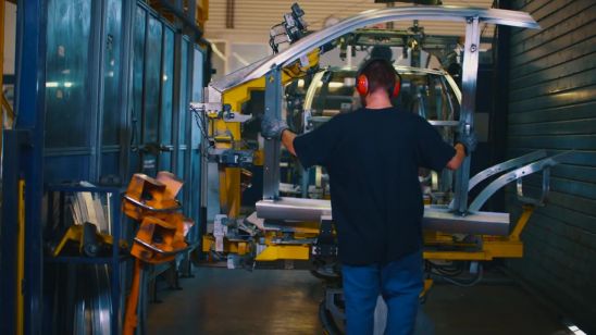 fabricación sostenible de un Coche Sin Carnet AIXAM