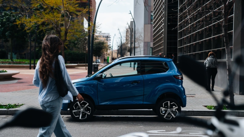 Coches  Sin Carnet SITU_CROOVR_BLS_PNG (1).jpg