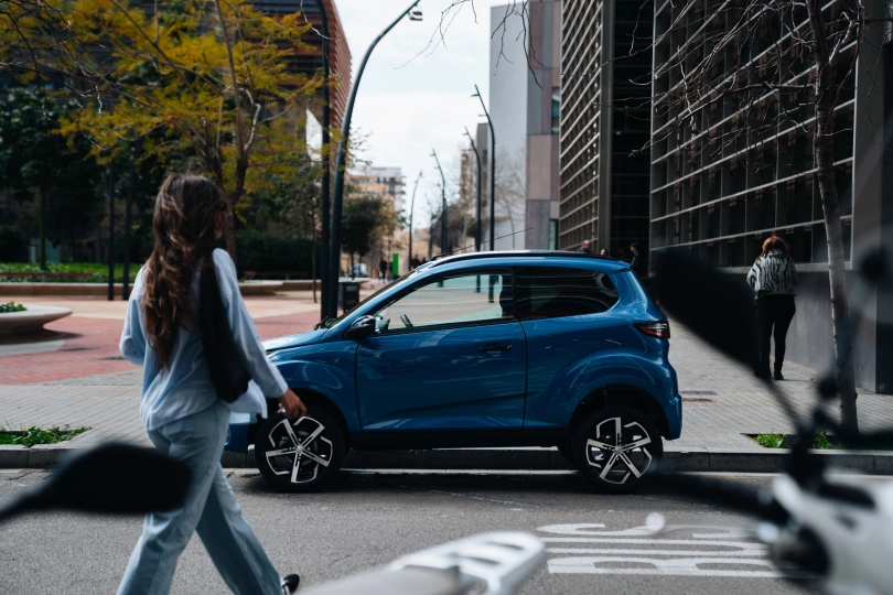 Coches  Sin Carnet SITU_CROOVR_BLS_PNG (1).jpg