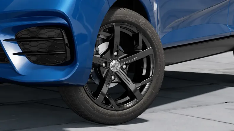 Coches  Sin Carnet CUTSPO_BLS_34AV_JPG.jpg