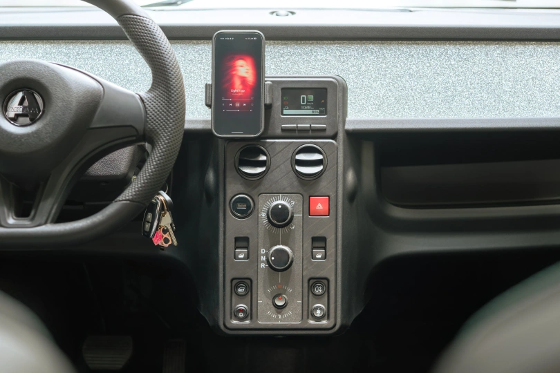 Coches  Sin Carnet AIXAM RUBANOX - Old School Concept-8.jpg