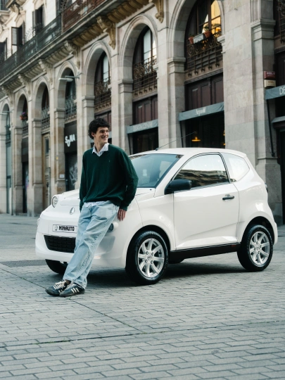 Coches  Sin Carnet SITU_MULTIM_BLA_PNG (3).jpg