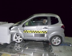 aixam frontal crash test